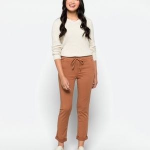 DEMOCRACY Ab Leisure High Rise Pull On Roll Cuff Pant